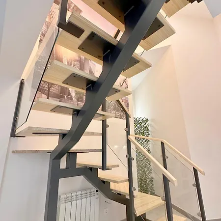 Modern Duplex Апартаменты *
